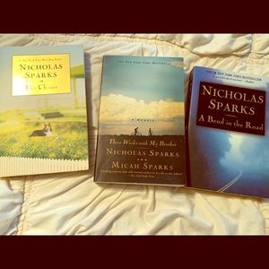 Bundle of Nicholas Sparks books